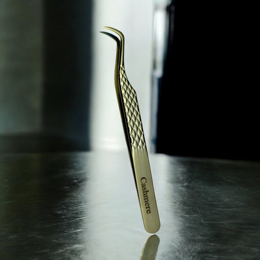 Cashmere Golden Fiber Tip Lash Tweezers